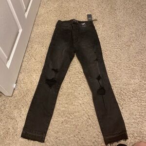 Abercrombie & Fitch  Black Ripped Skinny Jeans